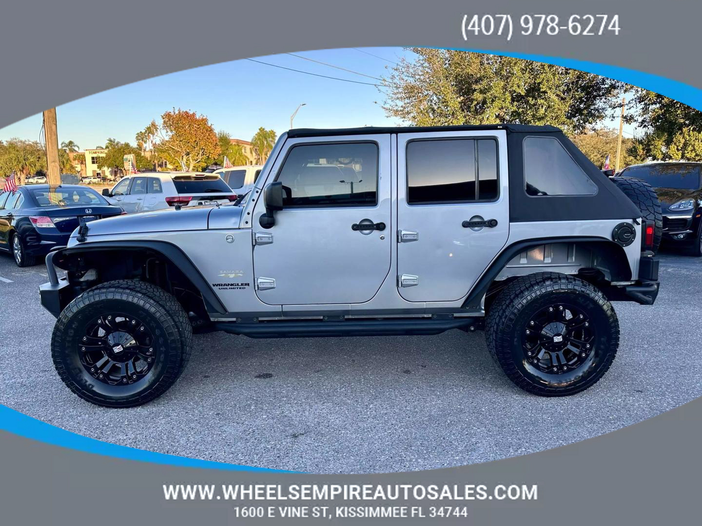 2013 Jeep Wrangler Unlimited Sahara photo 25