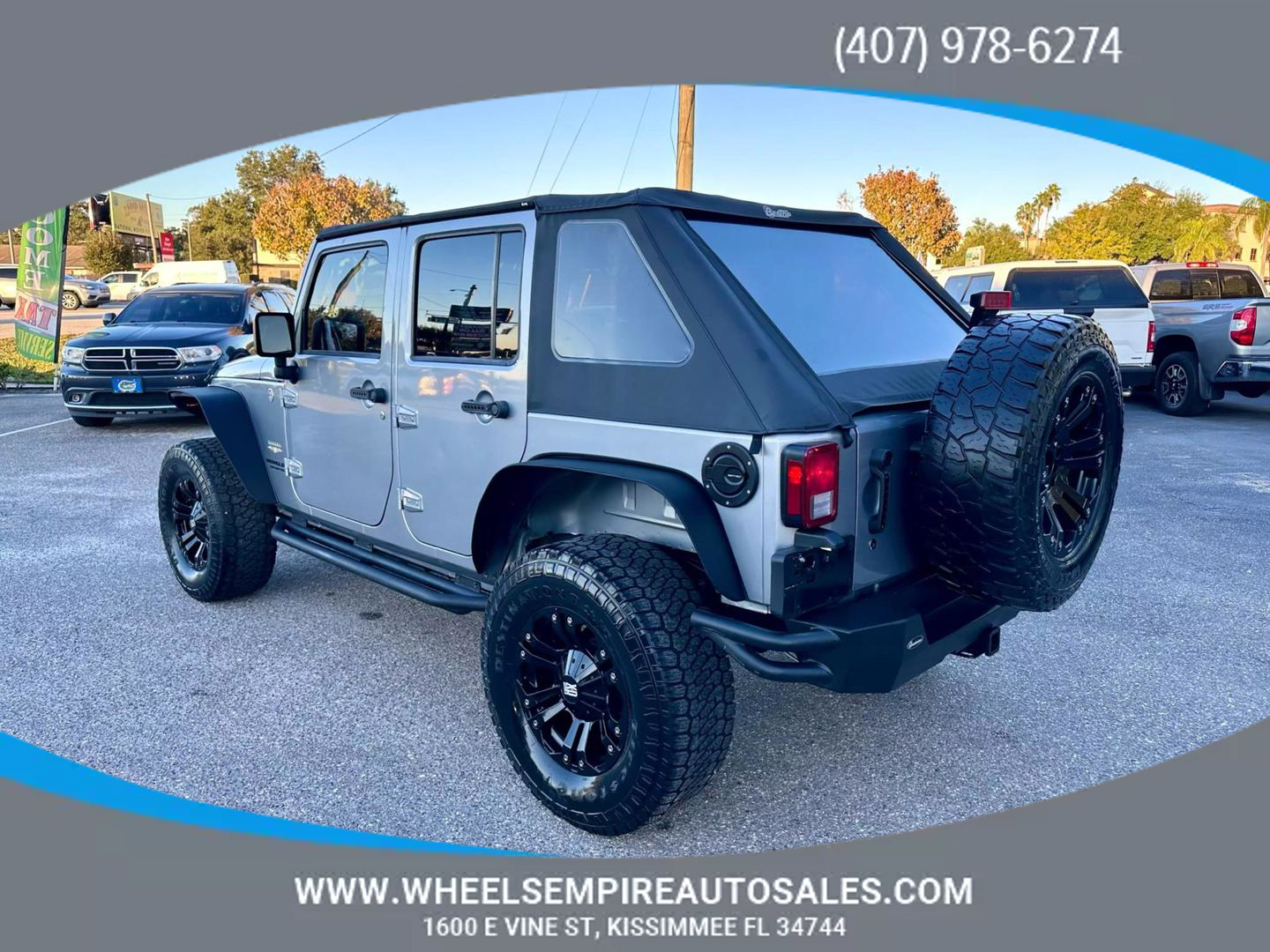 2013 Jeep Wrangler Unlimited Sahara photo 19