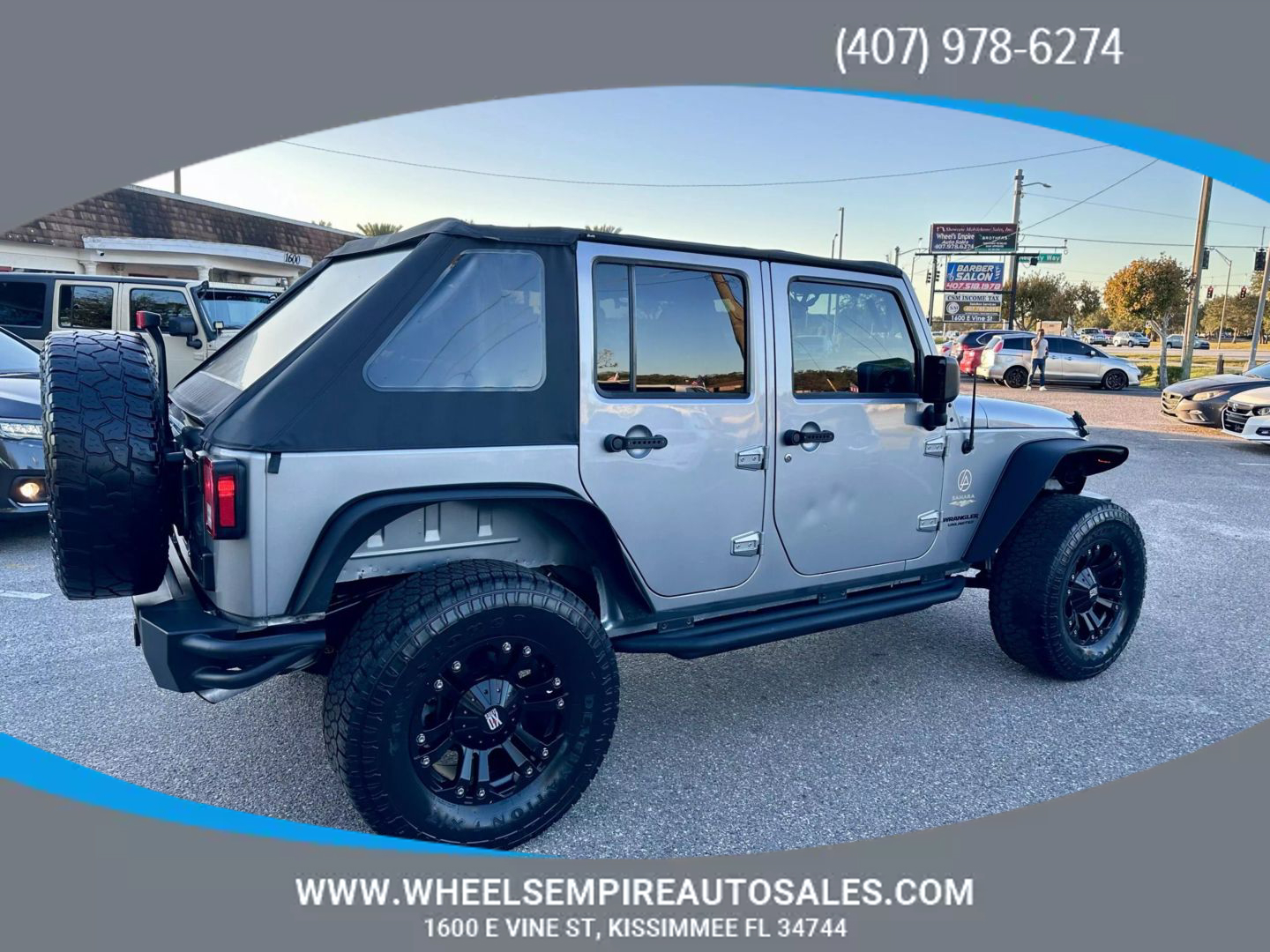 2013 Jeep Wrangler Unlimited Sahara photo 11