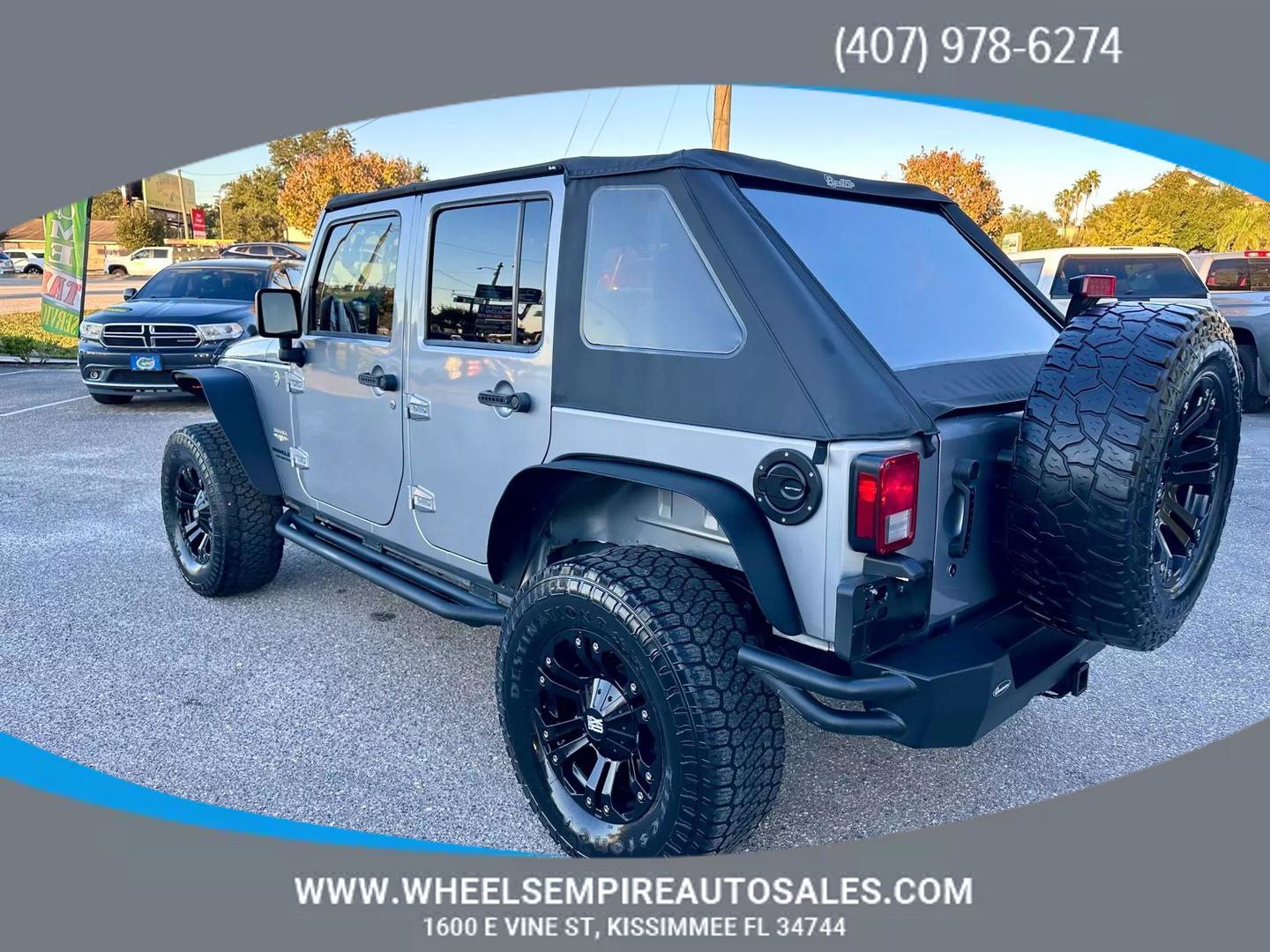 2013 Jeep Wrangler Unlimited Sahara photo 17