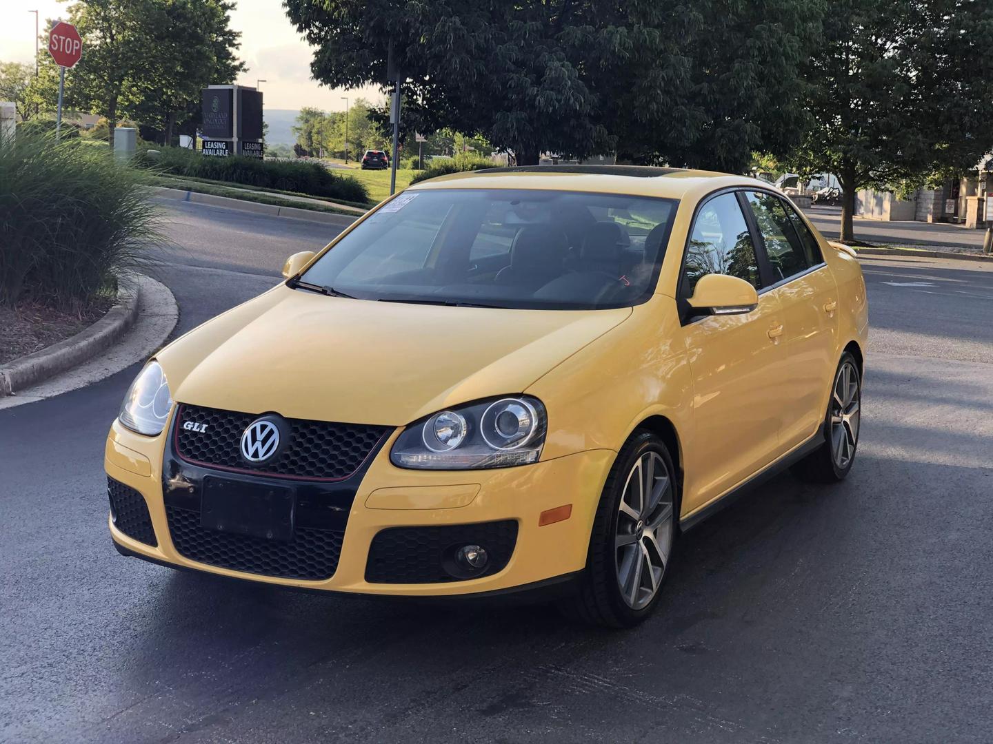 2007 Volkswagen Jetta GLI photo 2