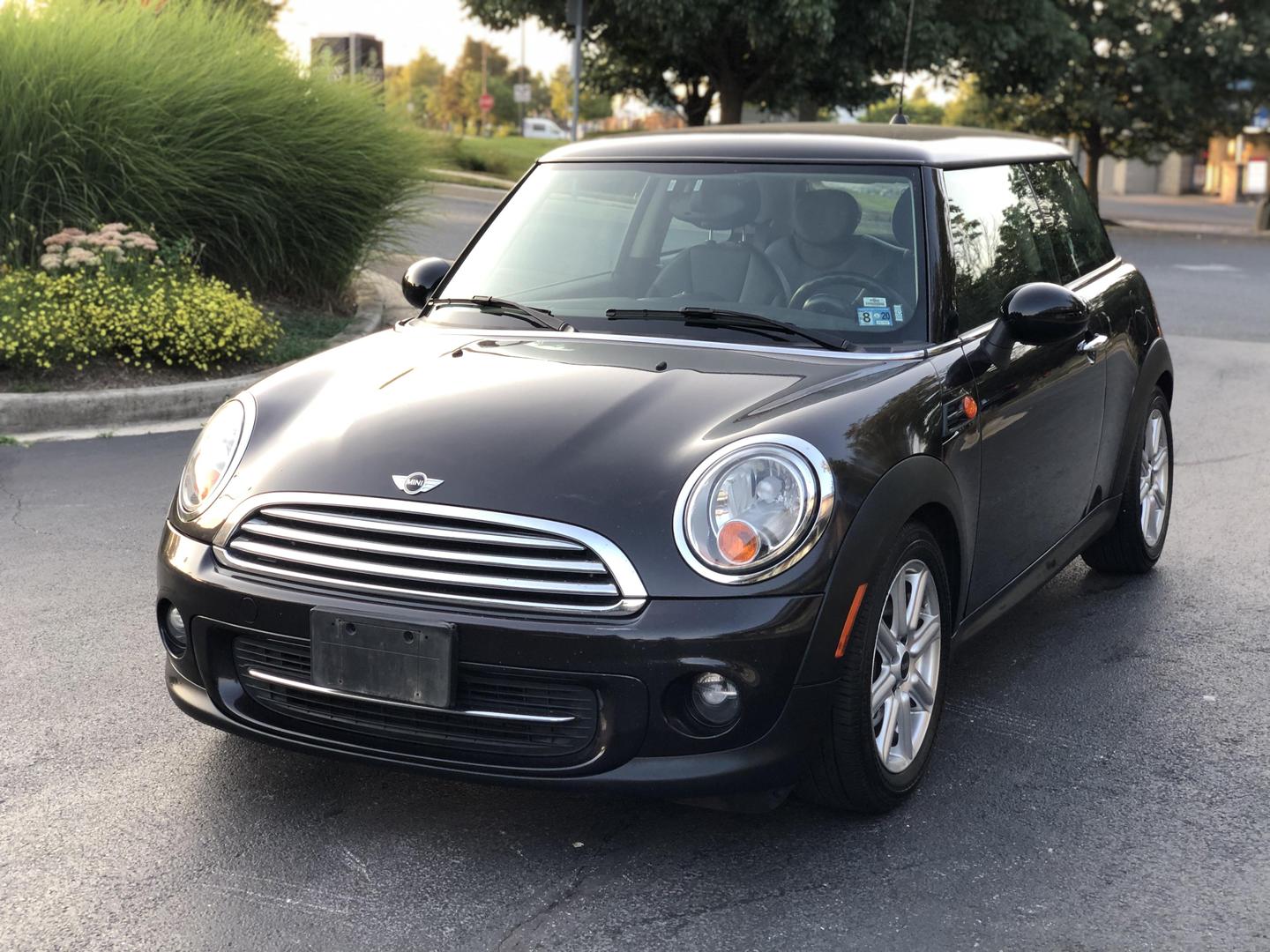 MINI Cooper's photo