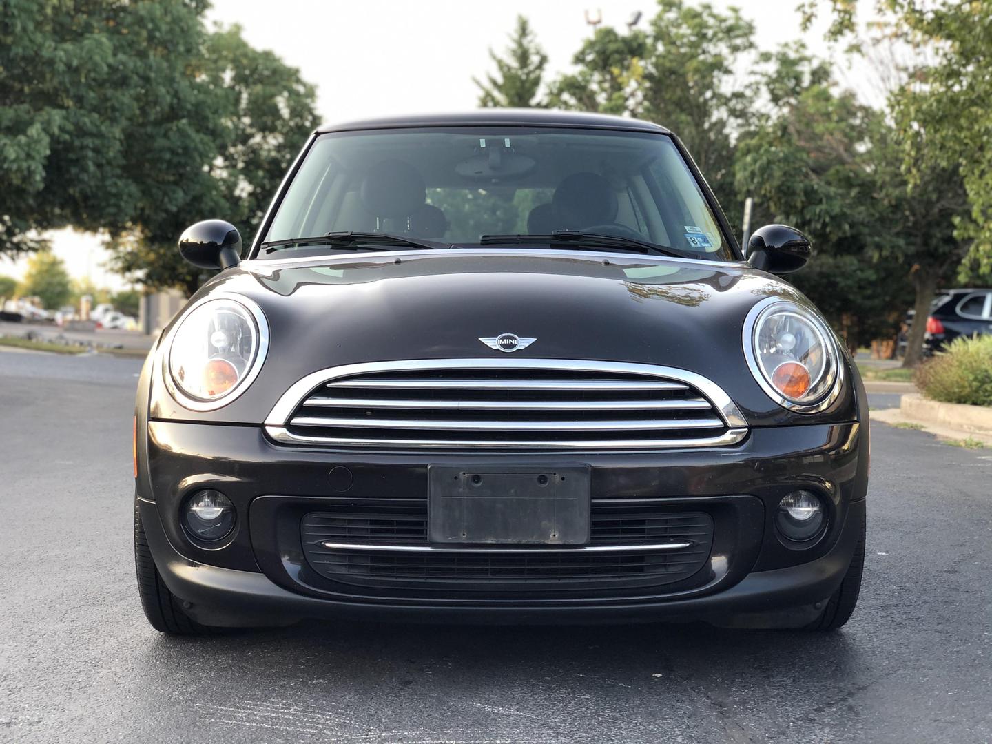 2013 MINI Cooper Base photo 4