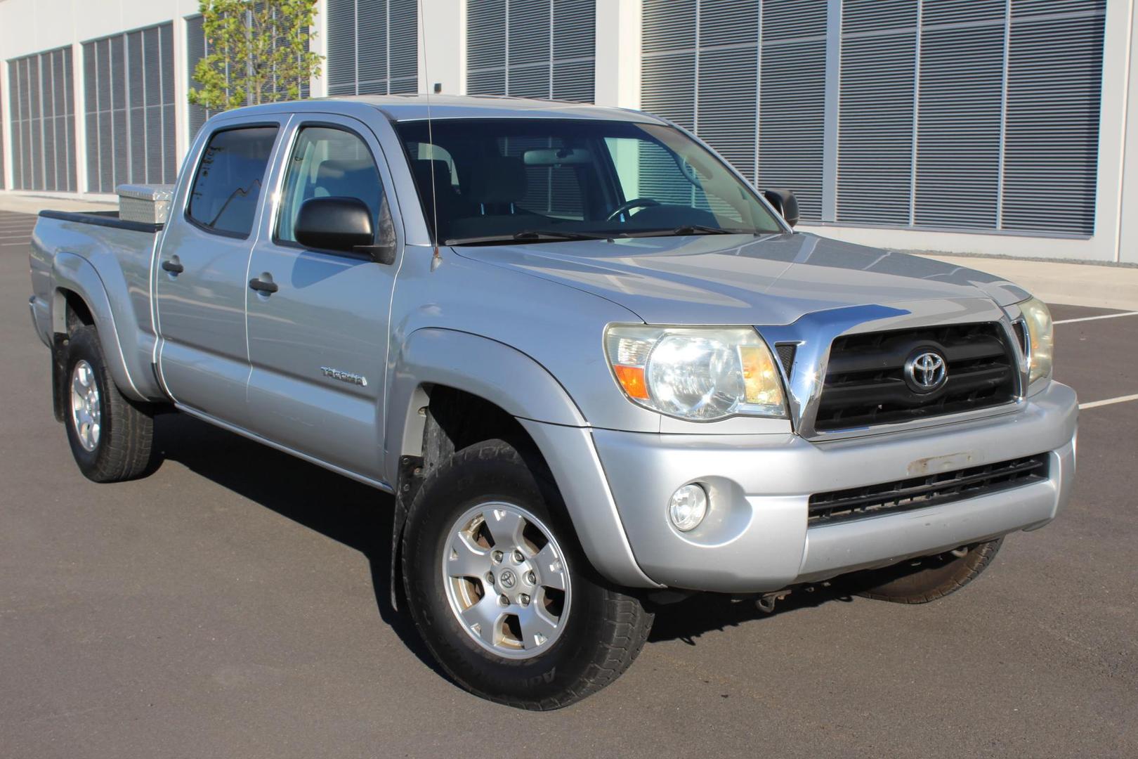 Toyota tacoma double cab