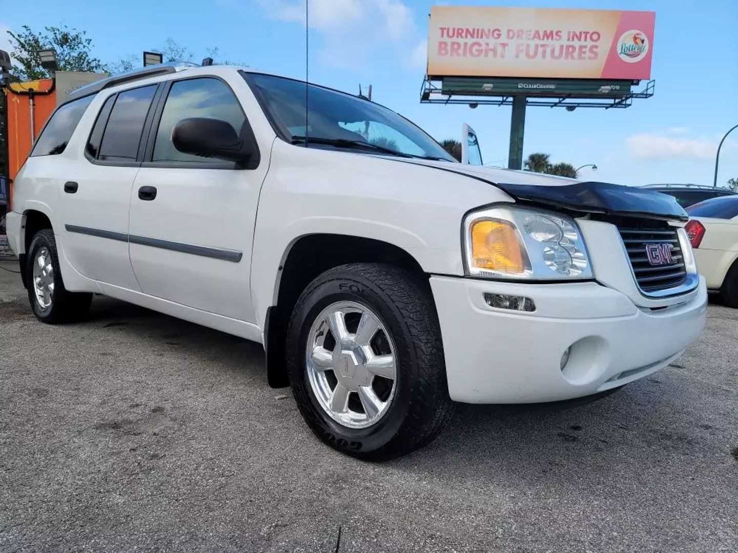 Gmc envoy xuv