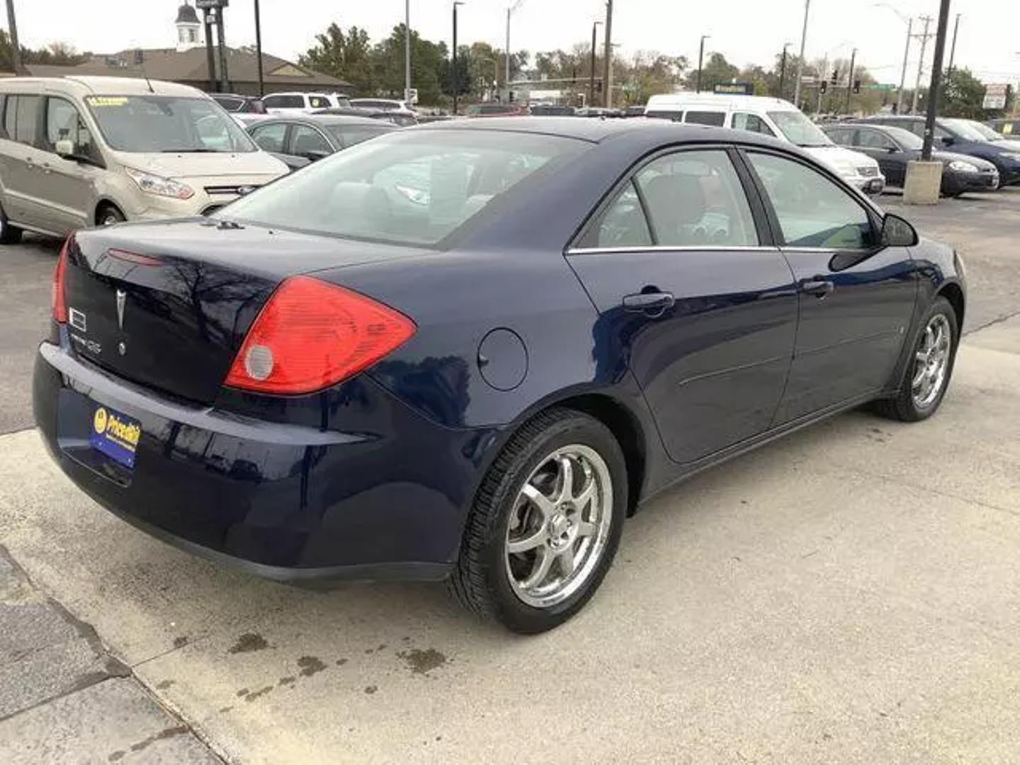 USED PONTIAC G6 2009 for sale in Lincoln, NE | Fast and Easy Auto Sales LLC