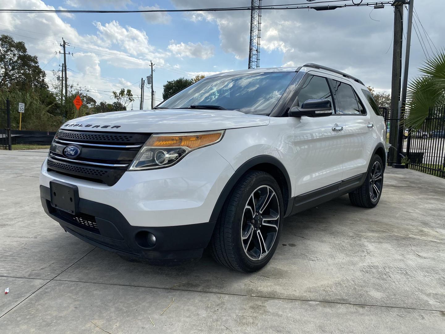 USED FORD EXPLORER 2014 for sale in Houston, TX | MOTOR VILLAGE LLC