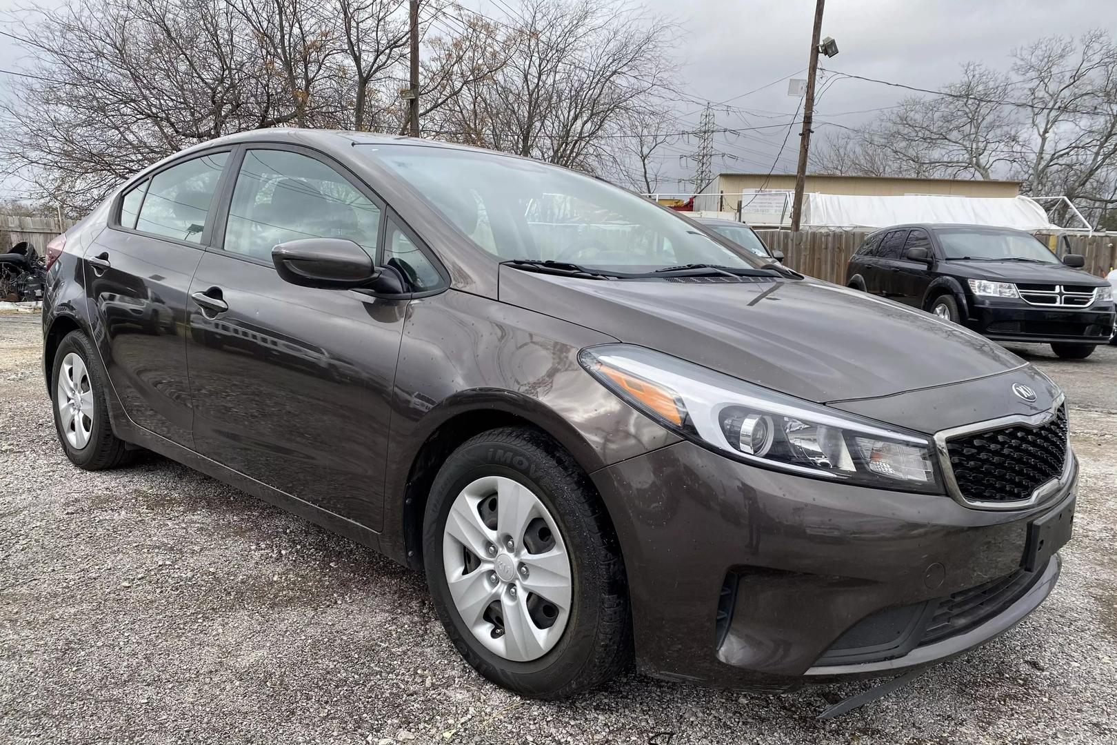 USED KIA FORTE 2017 for sale in San Antonio, TX | Top Cars