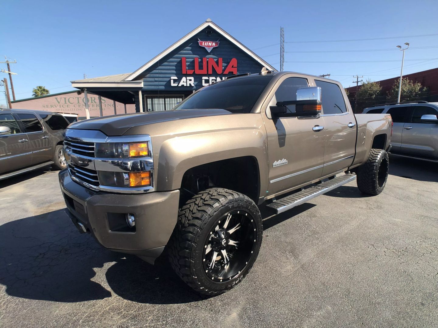 USED CHEVROLET SILVERADO 2500 HD CREW CAB 2015 for sale in San Antonio