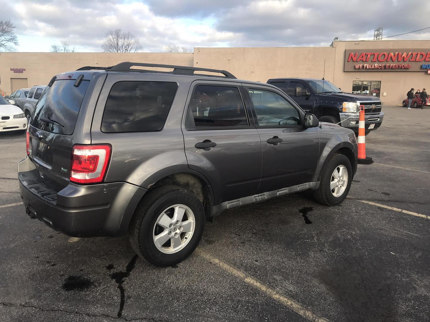 2010 ford escape motor oil type
