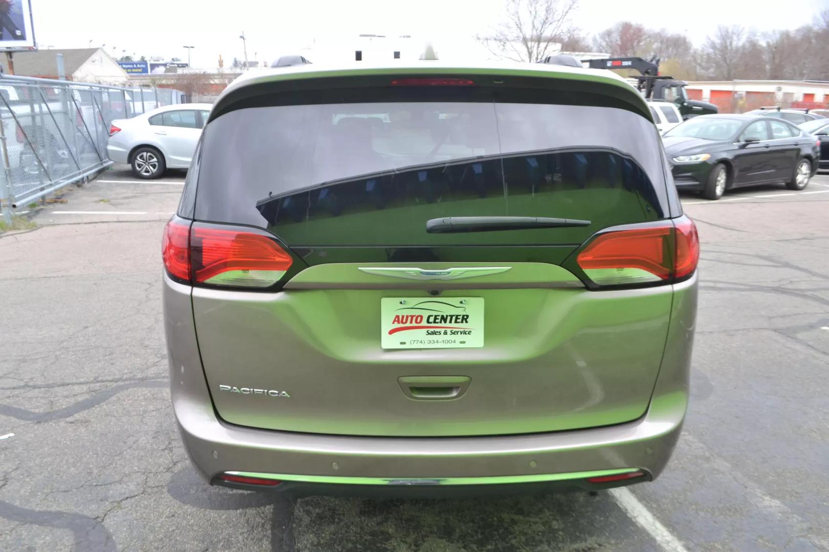 USED CHRYSLER PACIFICA 2017 for sale in West Bridgewater