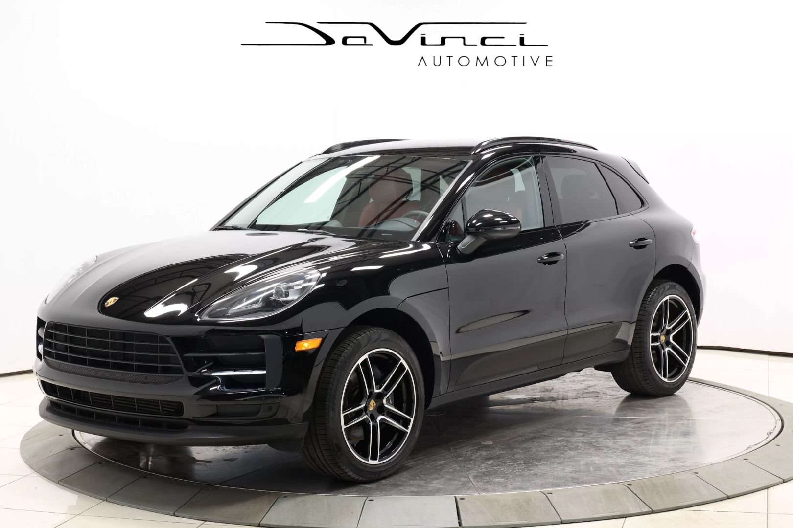 2021 Porsche Macan - Image 1