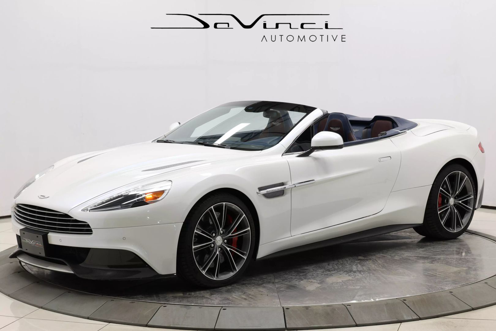 2015 Aston Martin Vanquish - Image 1