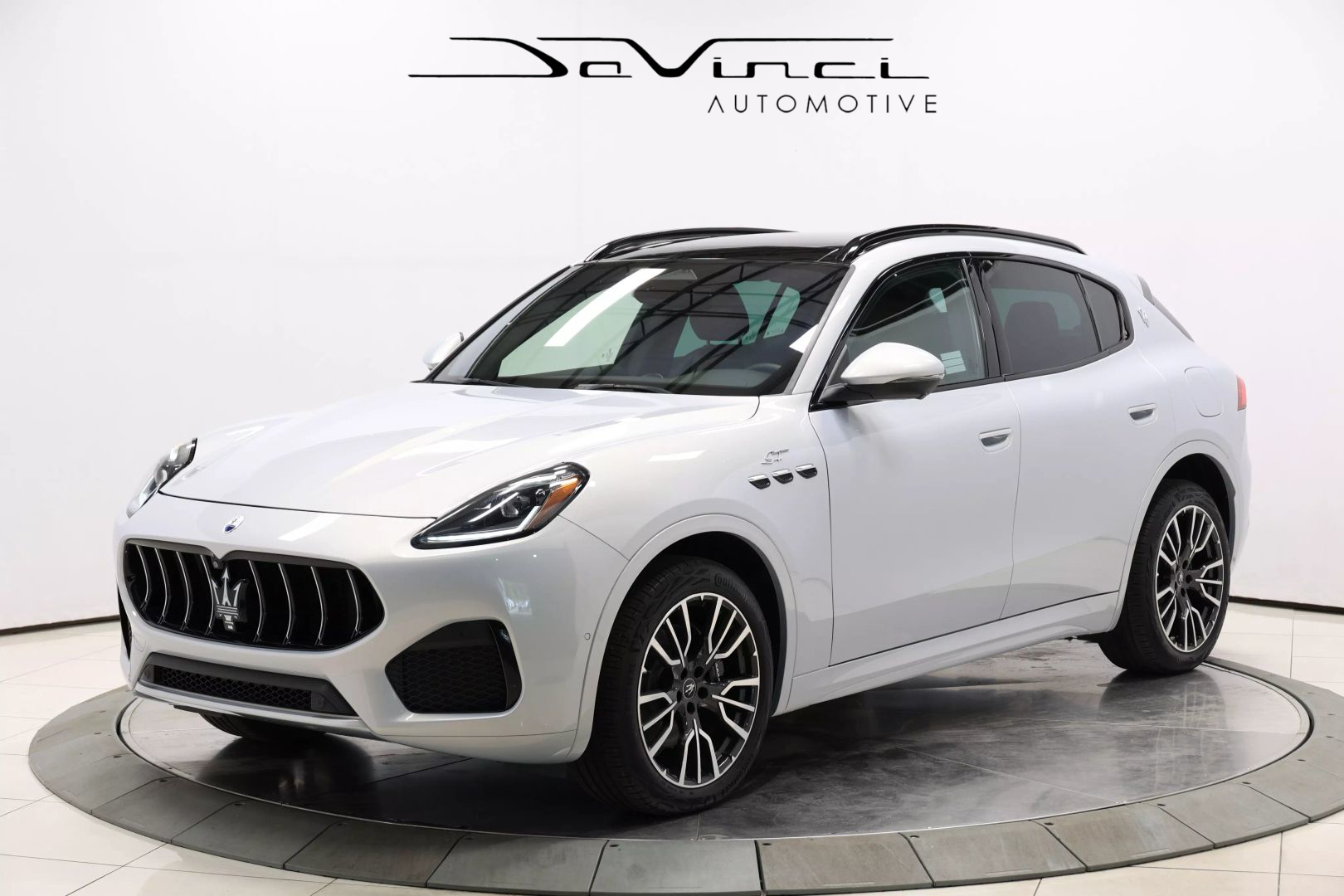 2023 Maserati Grecale - Image 1