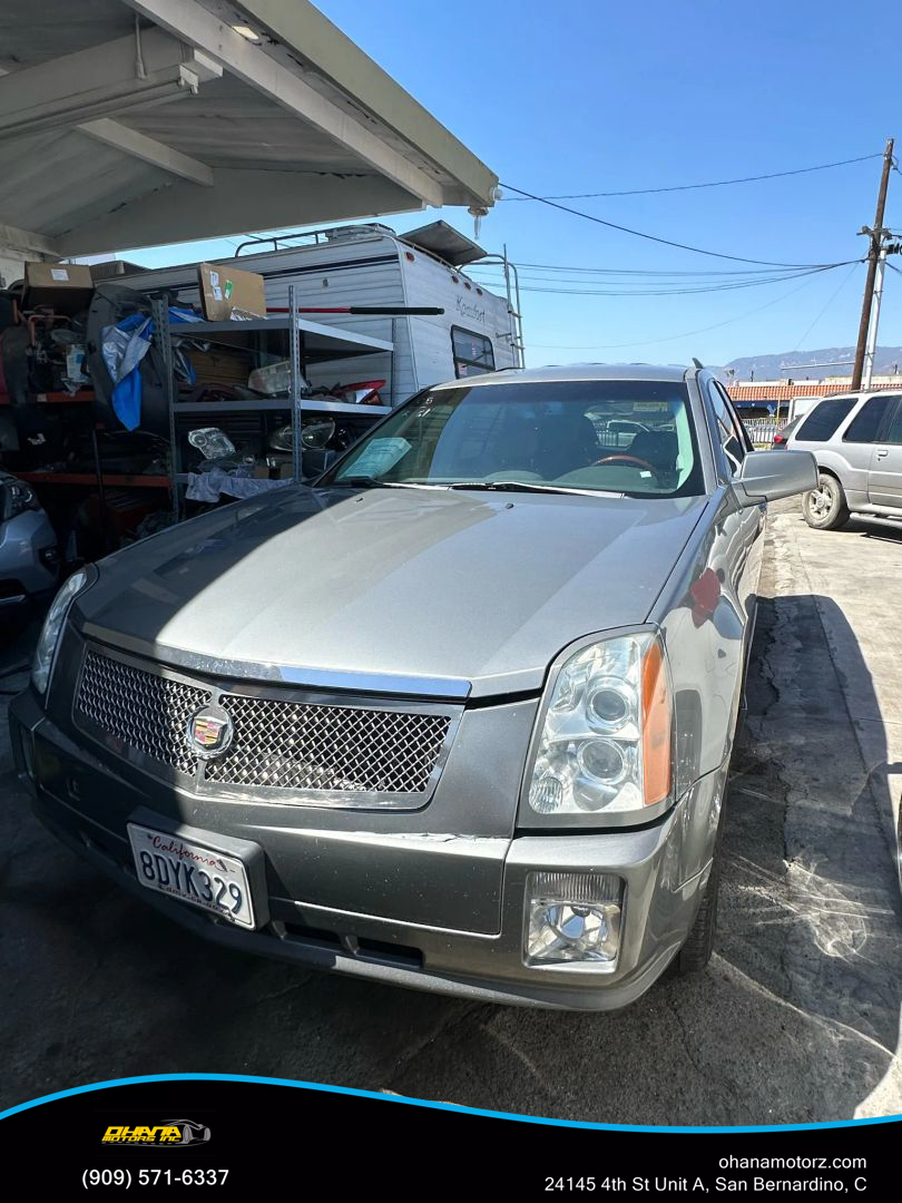 2005 Cadillac SRX Base