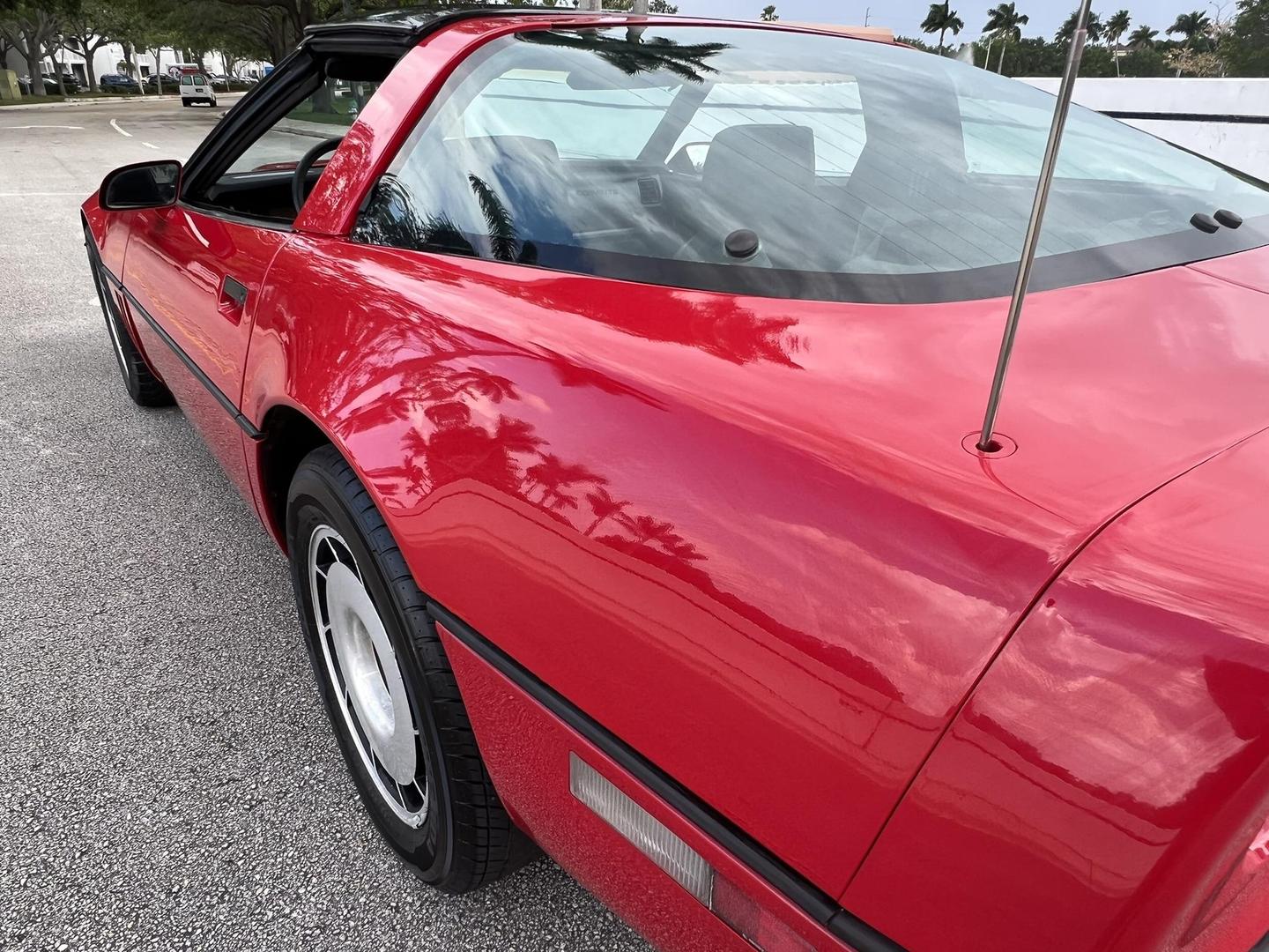 1984 Chevrolet Corvette null photo 17