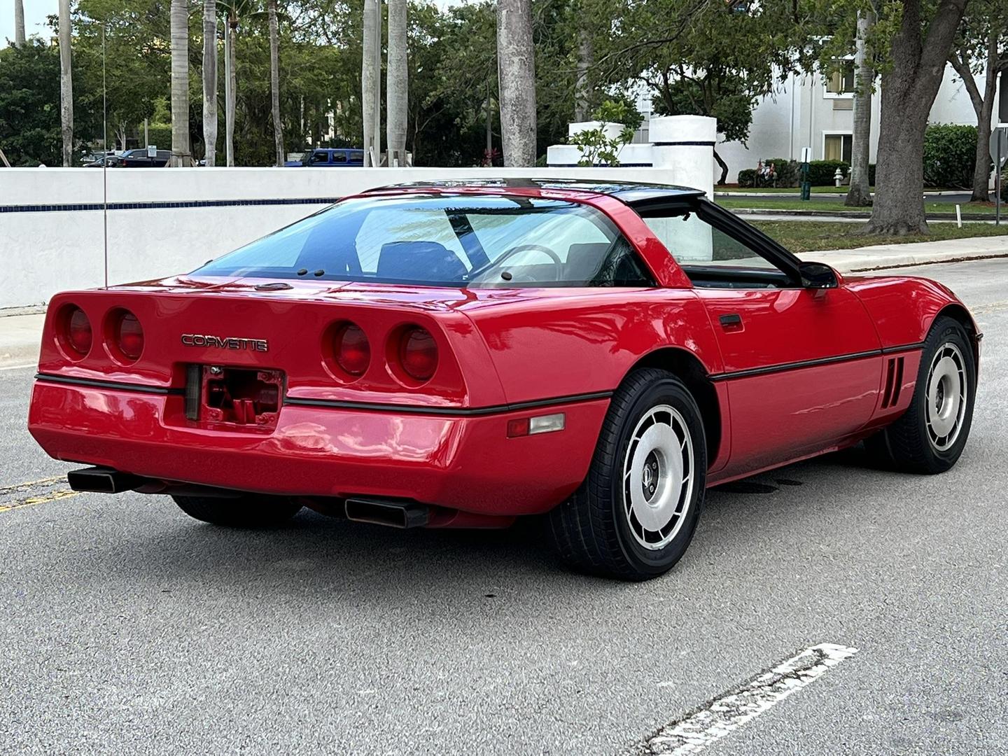 1984 Chevrolet Corvette null photo 12