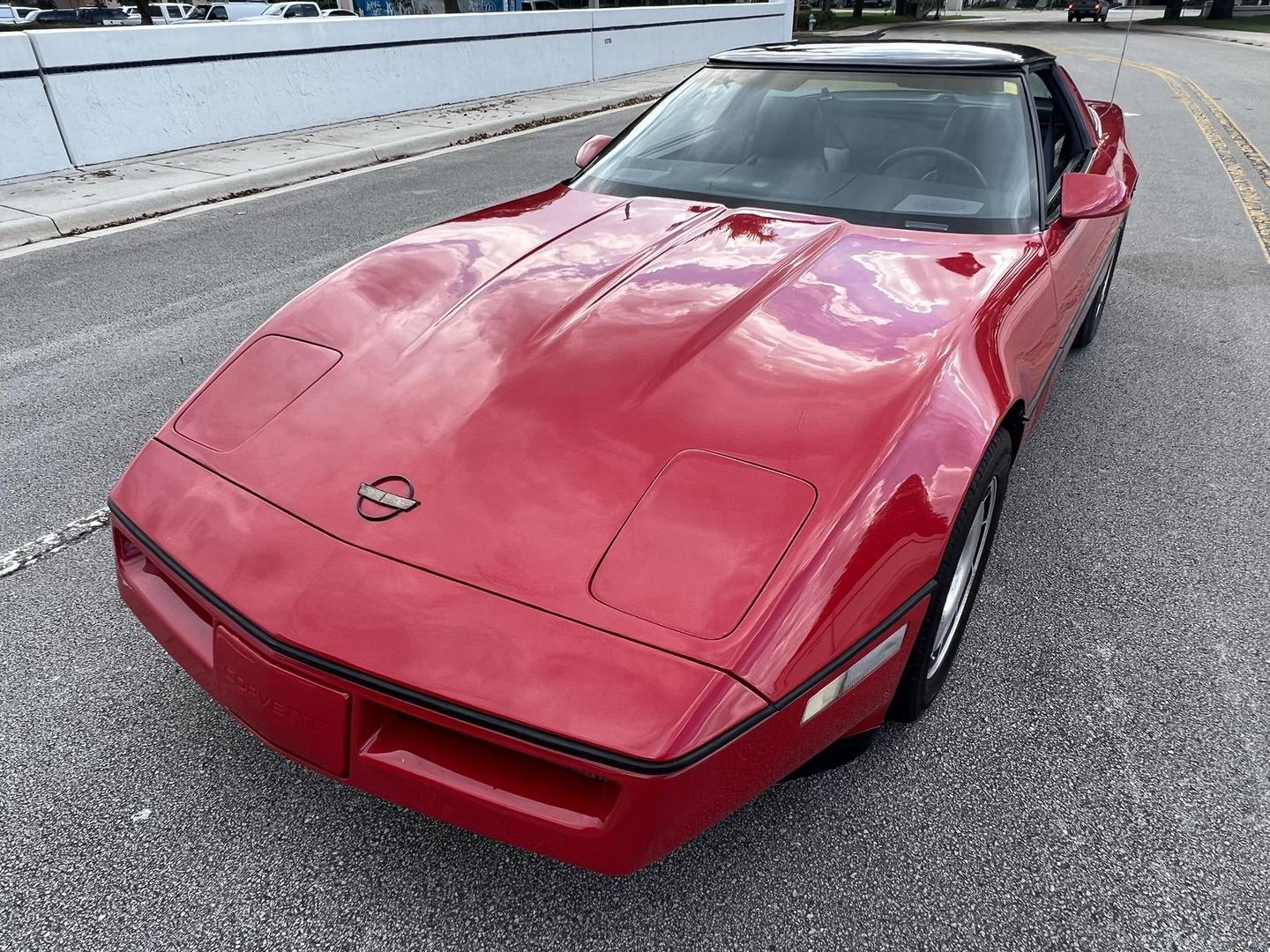 1984 Chevrolet Corvette null photo 13