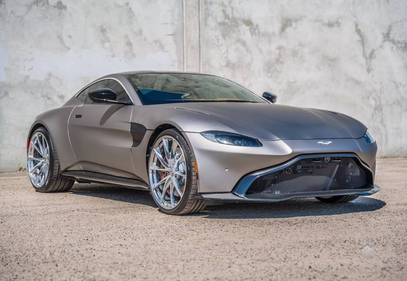 2020 Aston Martin Vantage