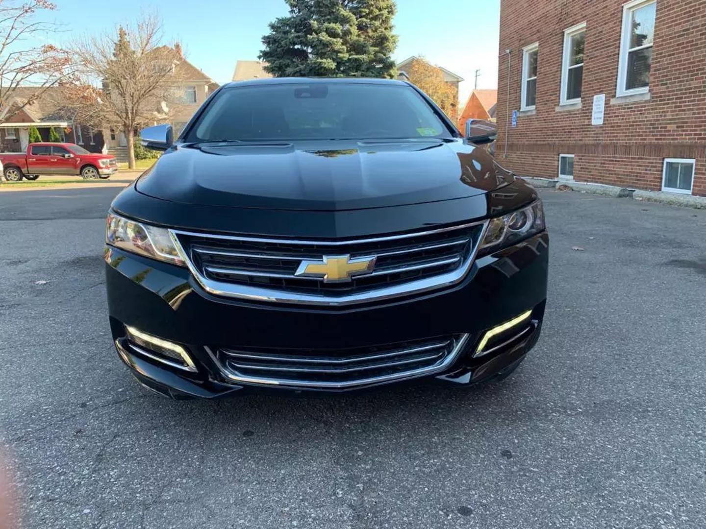 Chevrolet Impala's photo