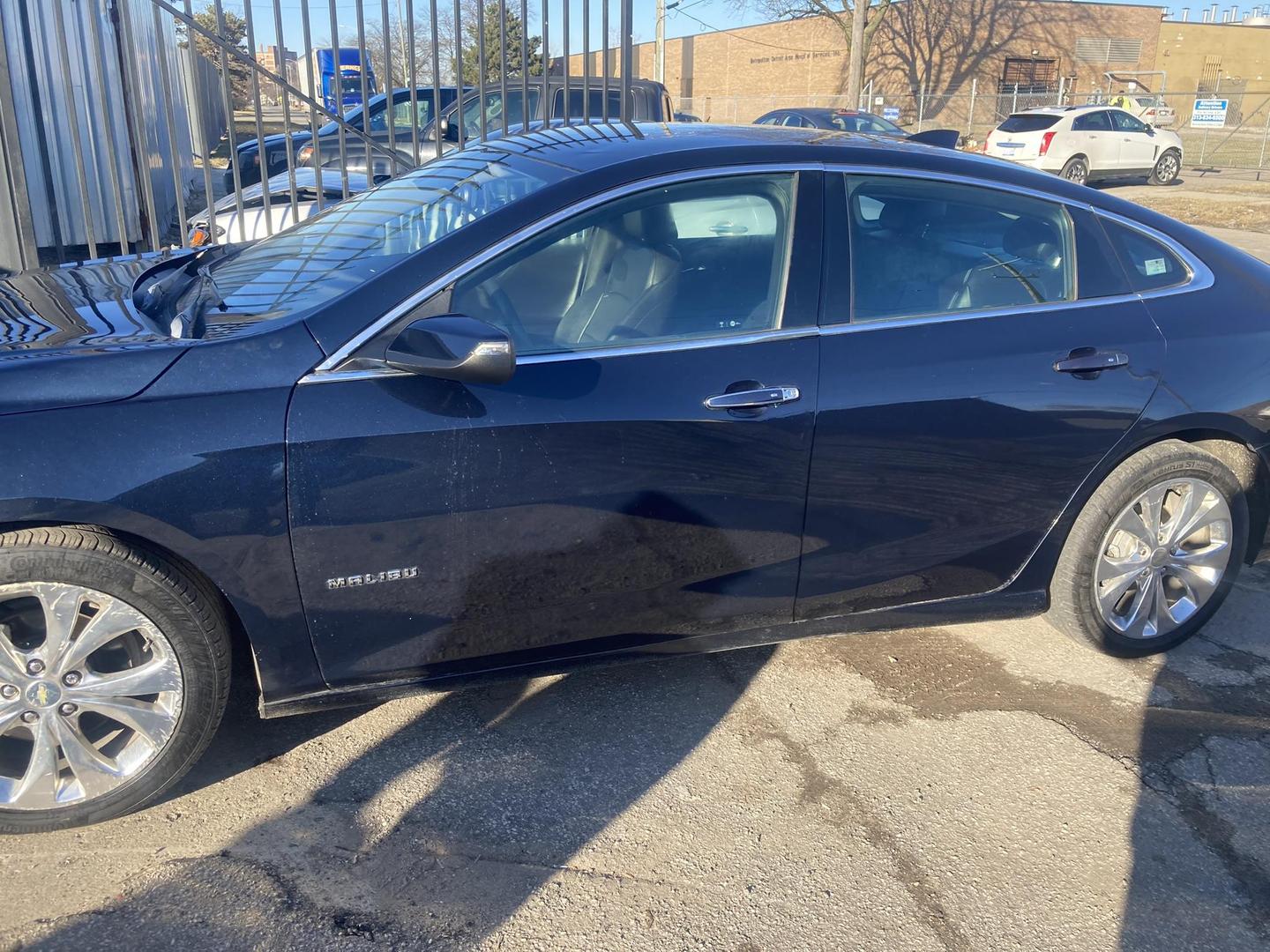 2017 Chevrolet Malibu Premier photo 5