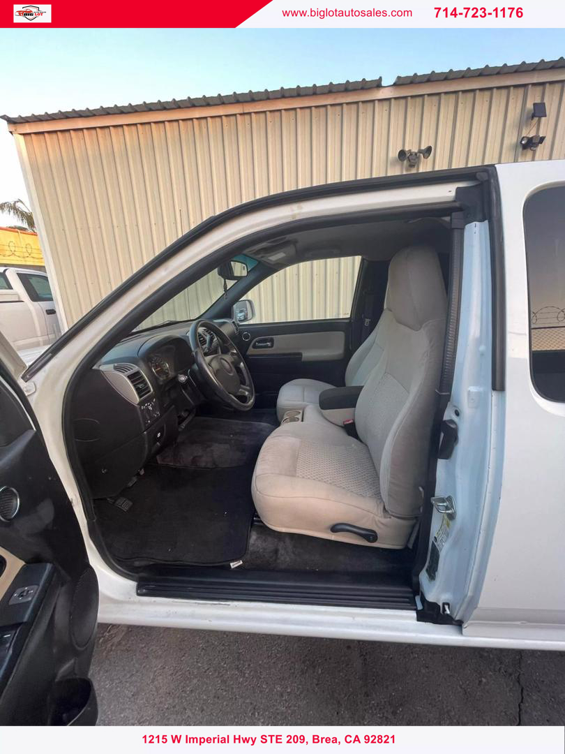 2011 Chevrolet Colorado 1LT photo 8