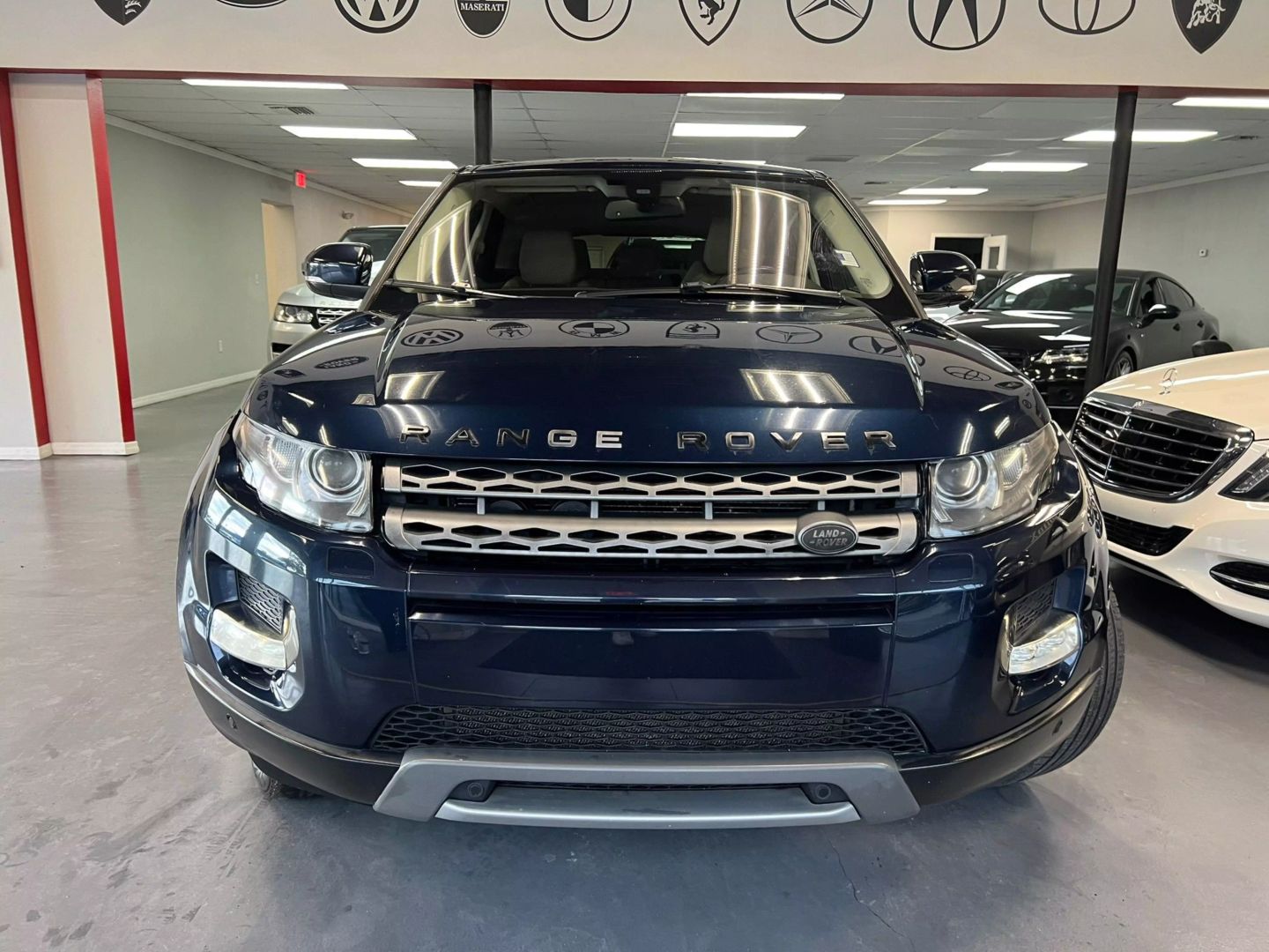 2013 Land Rover Range Rover Evoque Pure Plus Sport Utility 4d - Image 2