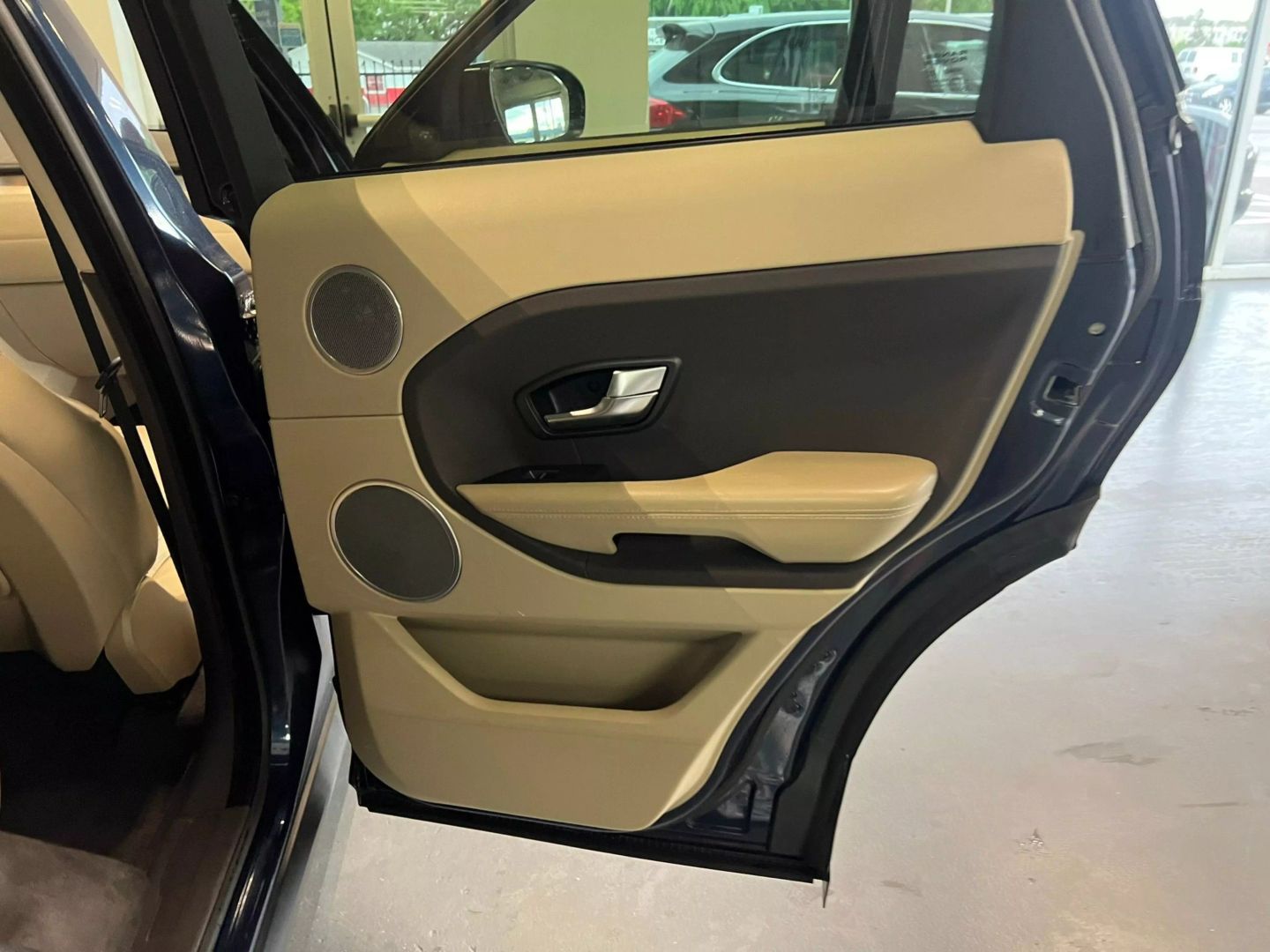 2013 Land Rover Range Rover Evoque Pure Plus Sport Utility 4d - Image 21