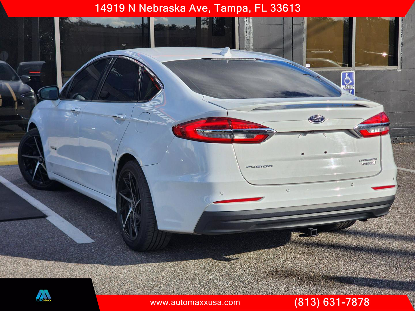 2019 Ford Fusion Hybrid Titanium photo 14