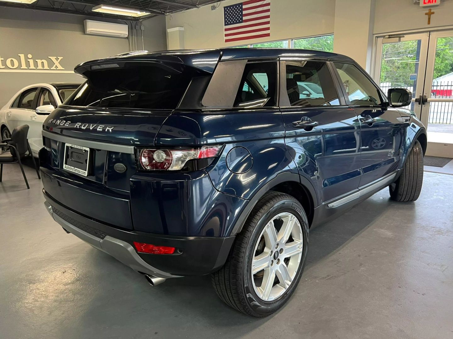 2013 Land Rover Range Rover Evoque Pure Plus Sport Utility 4d - Image 6