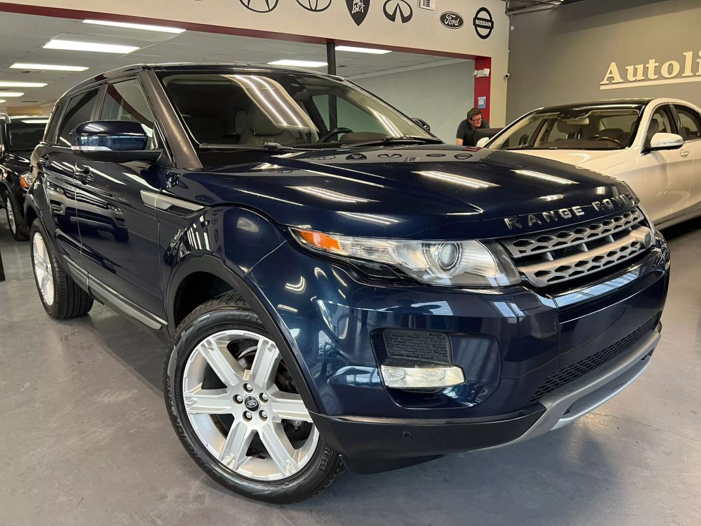 2013 Land Rover Range Rover Evoque Pure Plus Sport Utility 4d - Image 1