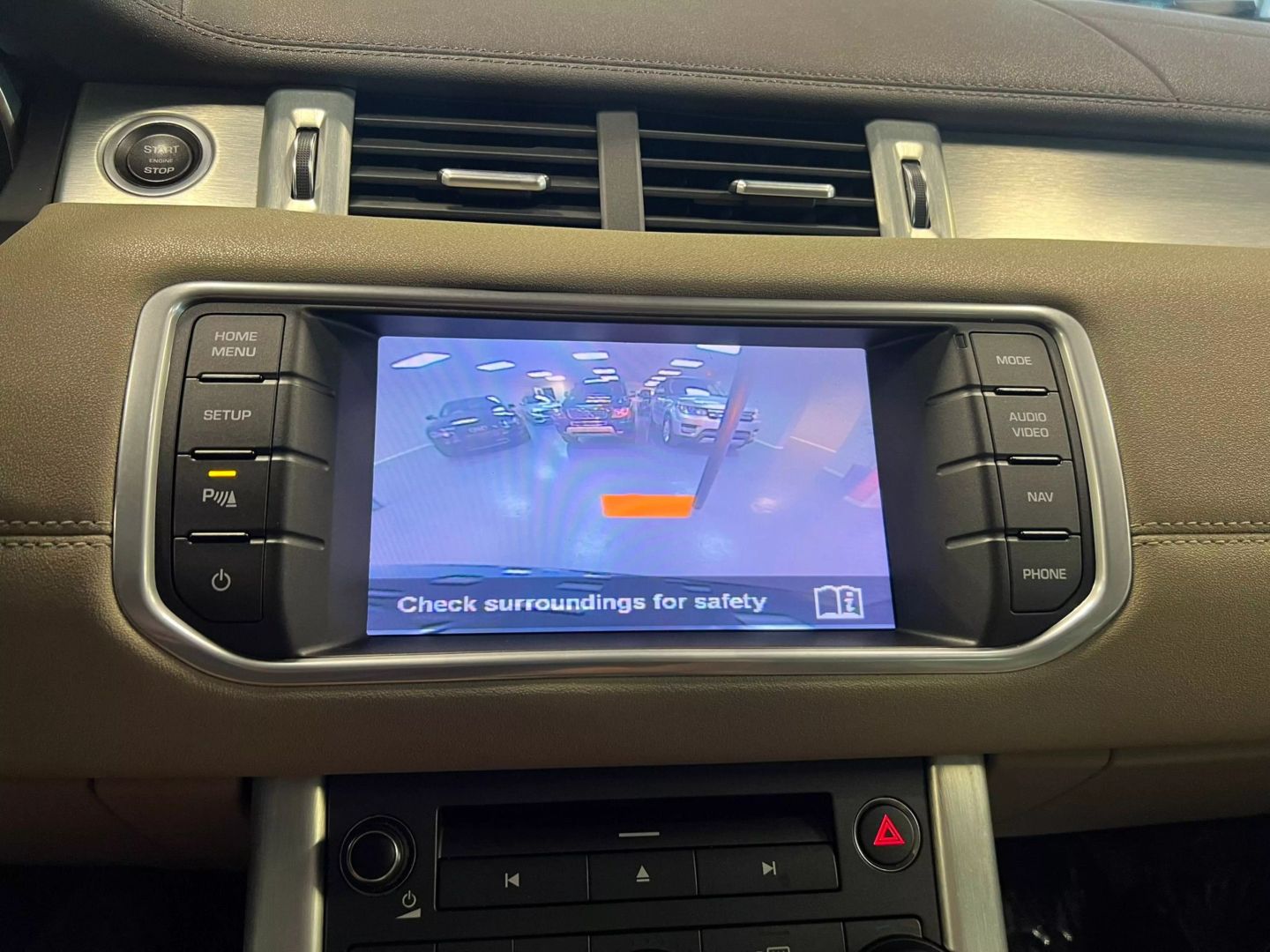 2013 Land Rover Range Rover Evoque Pure Plus Sport Utility 4d - Image 10