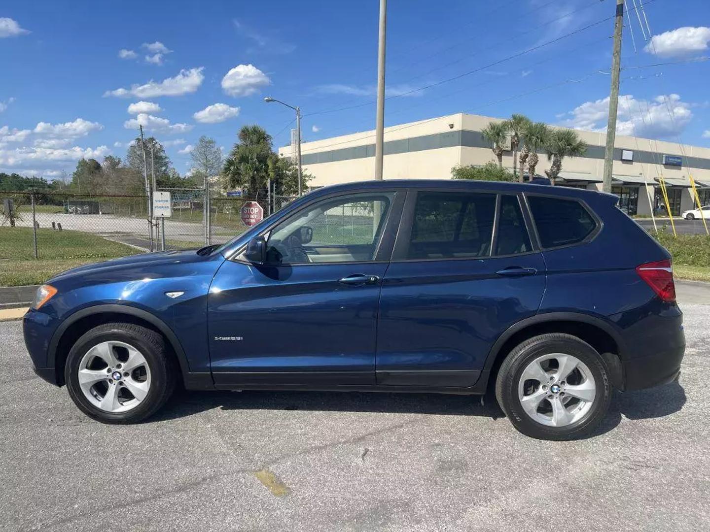 2012 BMW X3 xDrive28i photo 2