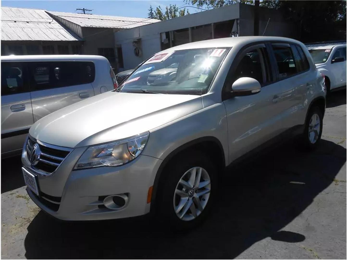 Used 2011 Volkswagen Tiguan S with VIN WVGAV7AX3BW520988 for sale in Roseville, CA