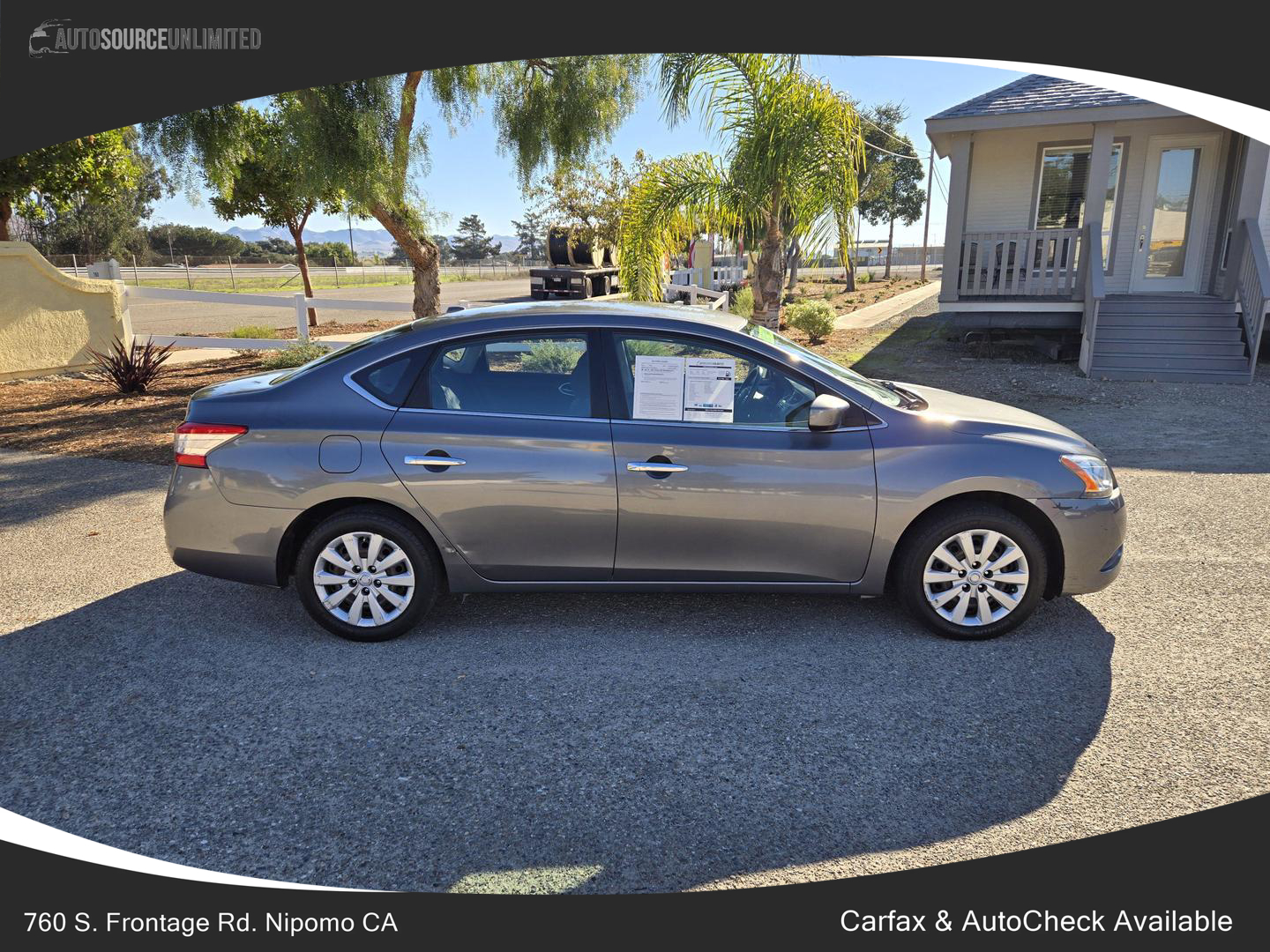 2015 Nissan Sentra SV photo 3