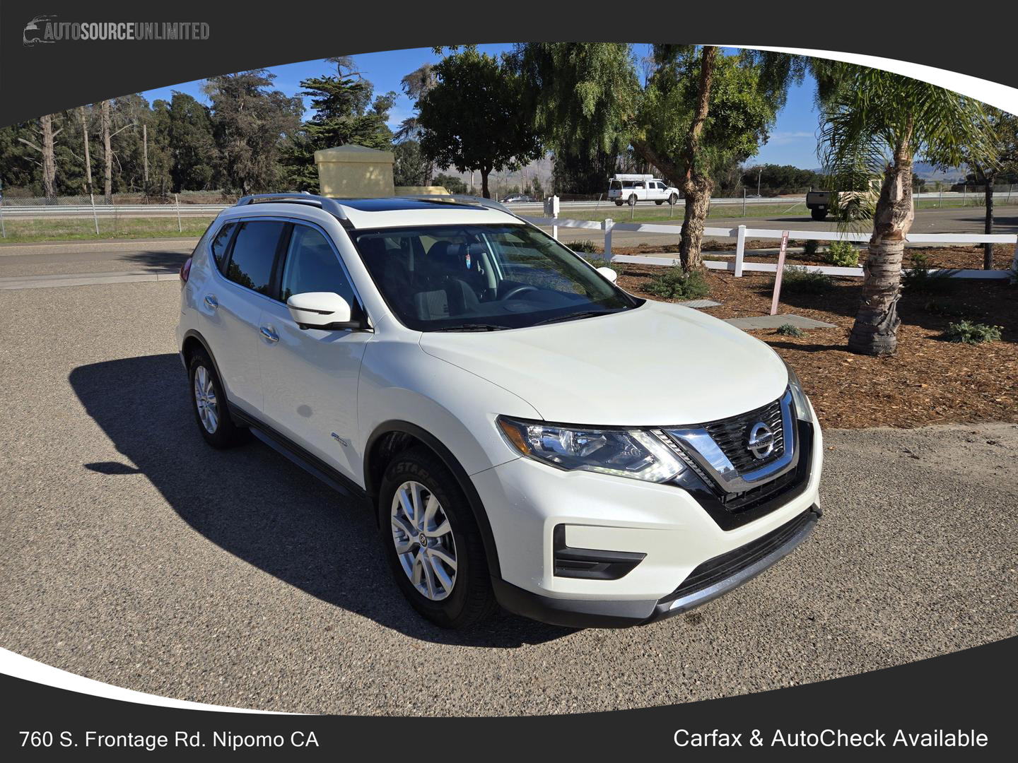 2017 Nissan Rogue SV photo 11