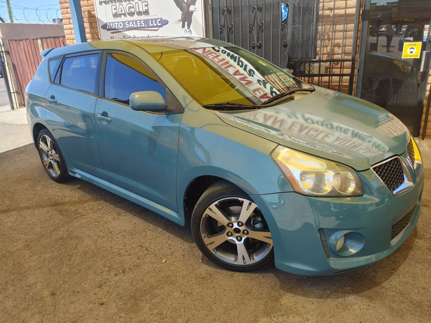 Used 2009 Pontiac Vibe GT with VIN 5Y2SR67079Z436778 for sale in Phoenix, AZ