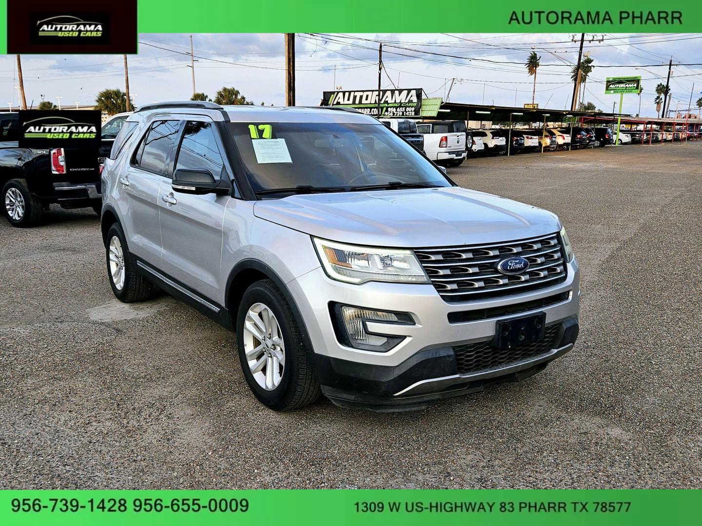 2017 Ford Explorer XLT photo 24