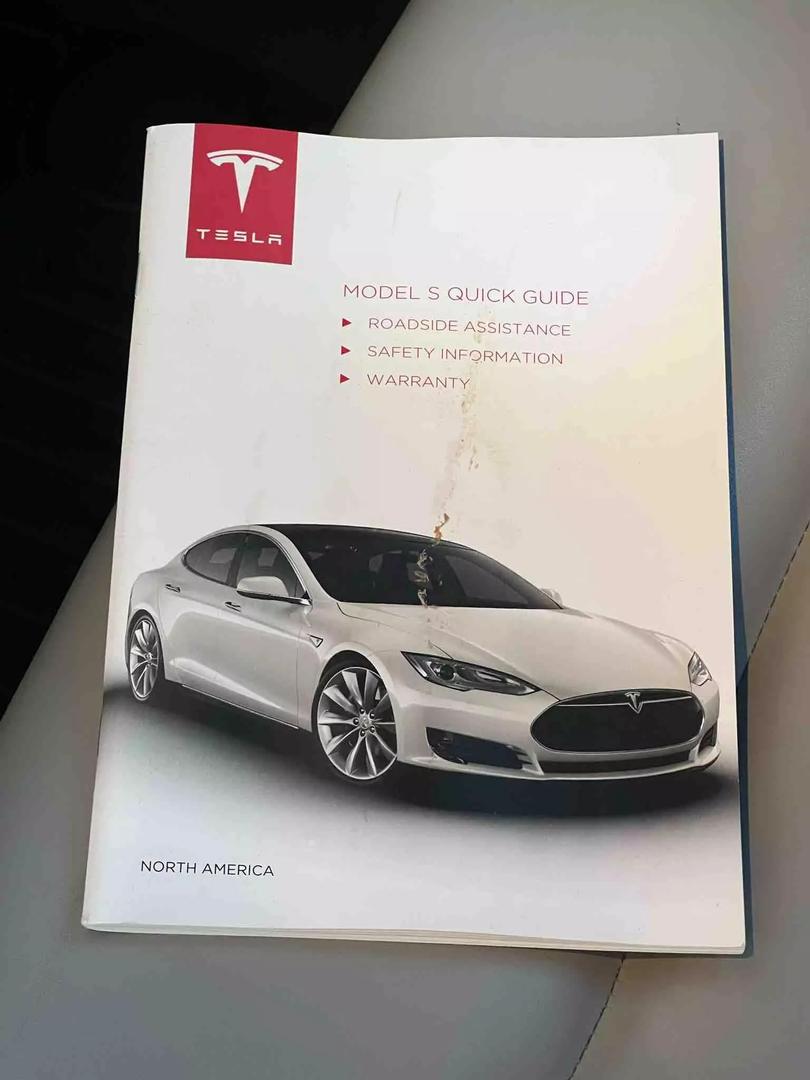 2015 Tesla Model S 85D photo 48