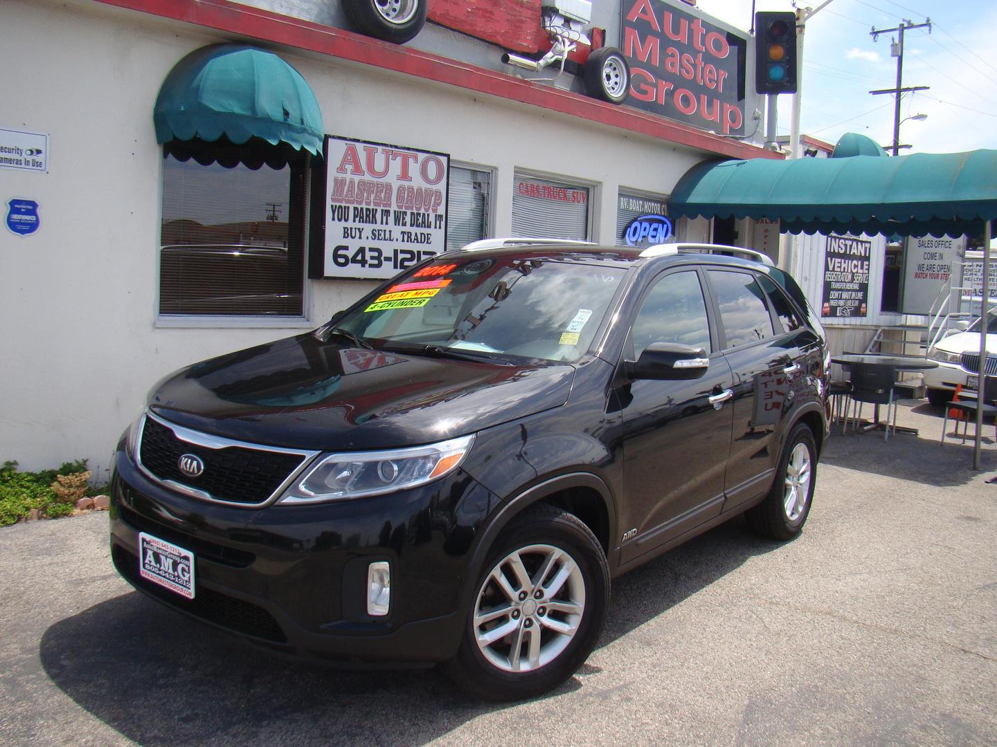 2014 Kia Sorento LX photo 2