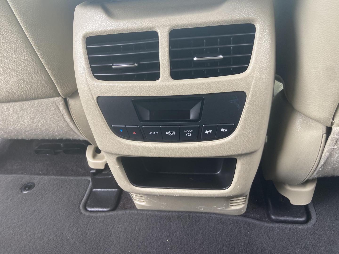 2016 Acura MDX Base photo 26