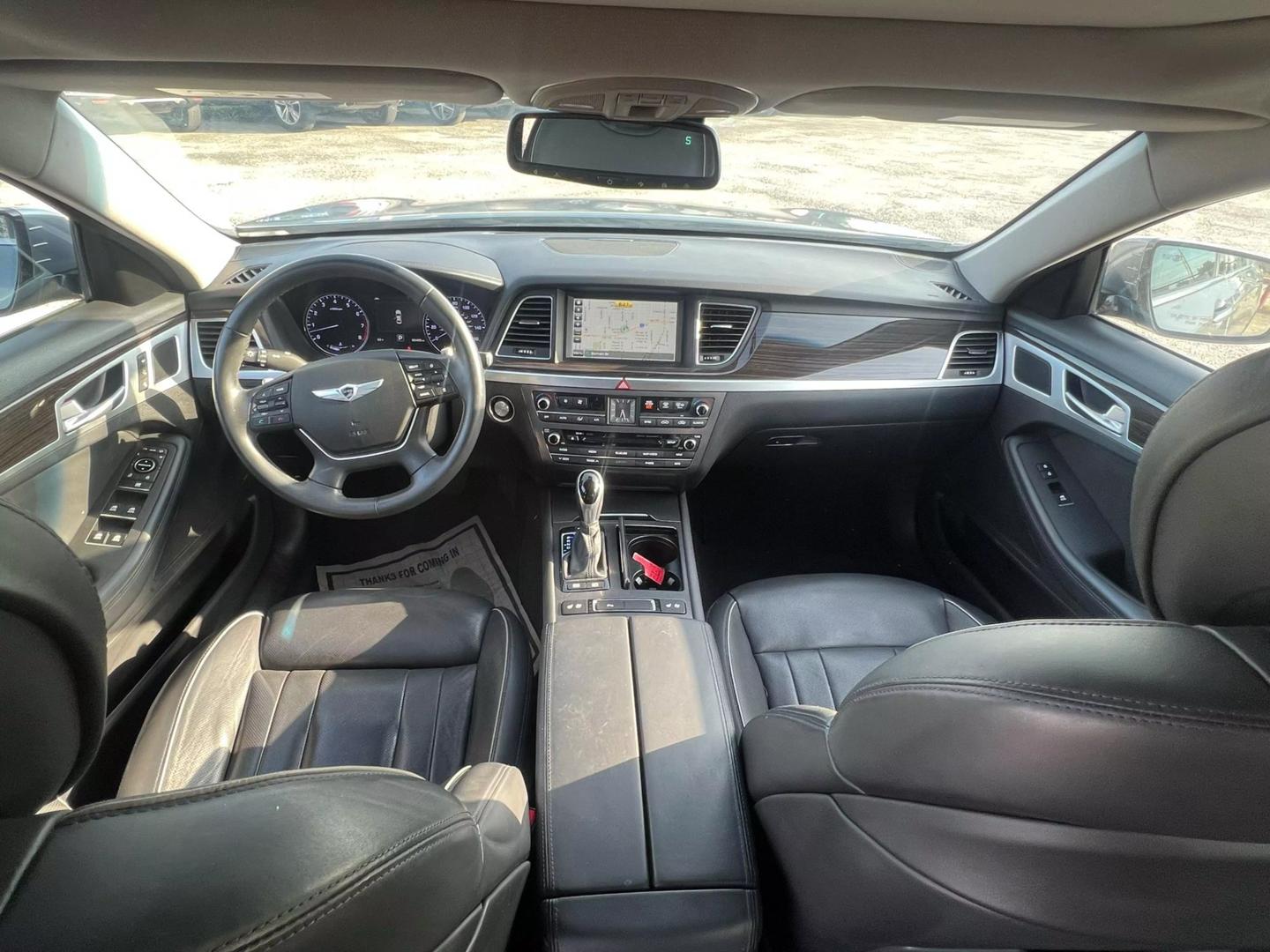 2015 Hyundai Genesis Base photo 24