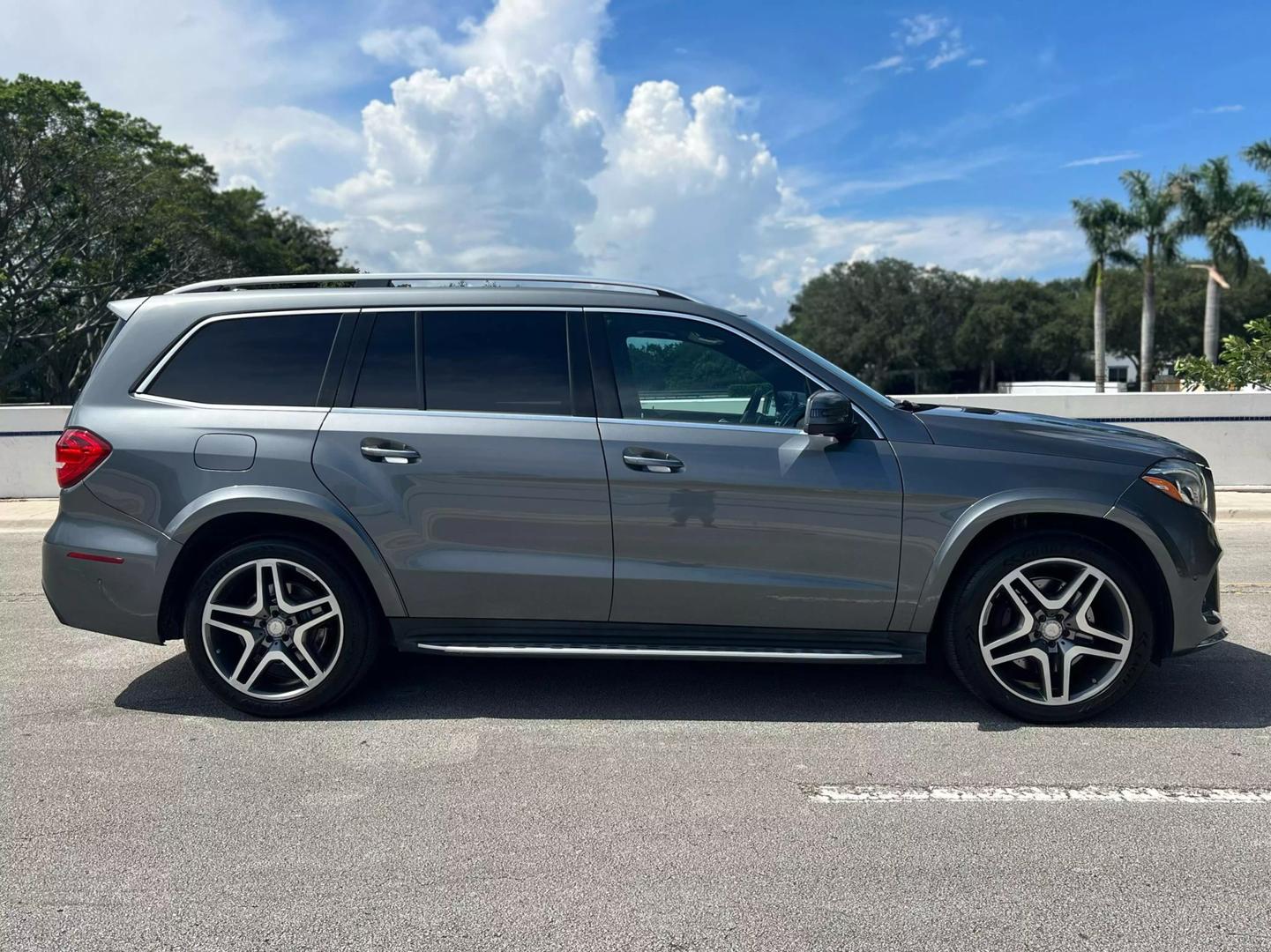 2017 Mercedes-Benz GLS-Class GLS550 photo 7