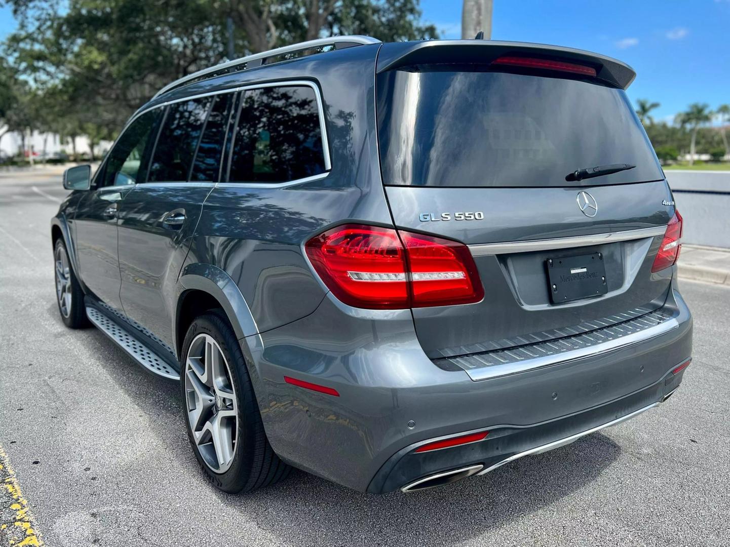 2017 Mercedes-Benz GLS-Class GLS550 photo 3