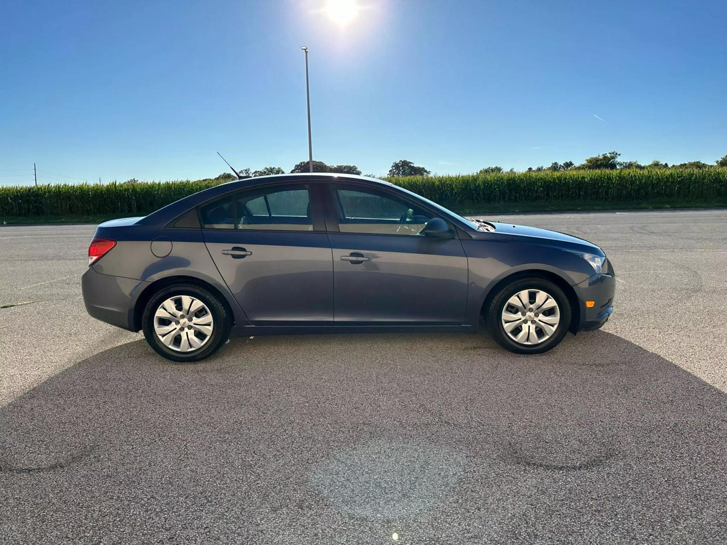 2013 Chevrolet Cruze LS photo 5