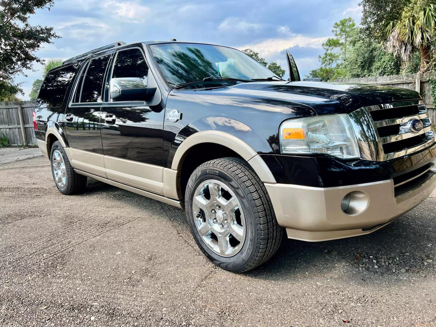 2013 Ford Expedition King Ranch photo 15