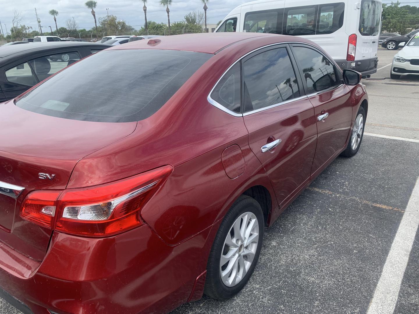 2018 Nissan Sentra SV photo 3