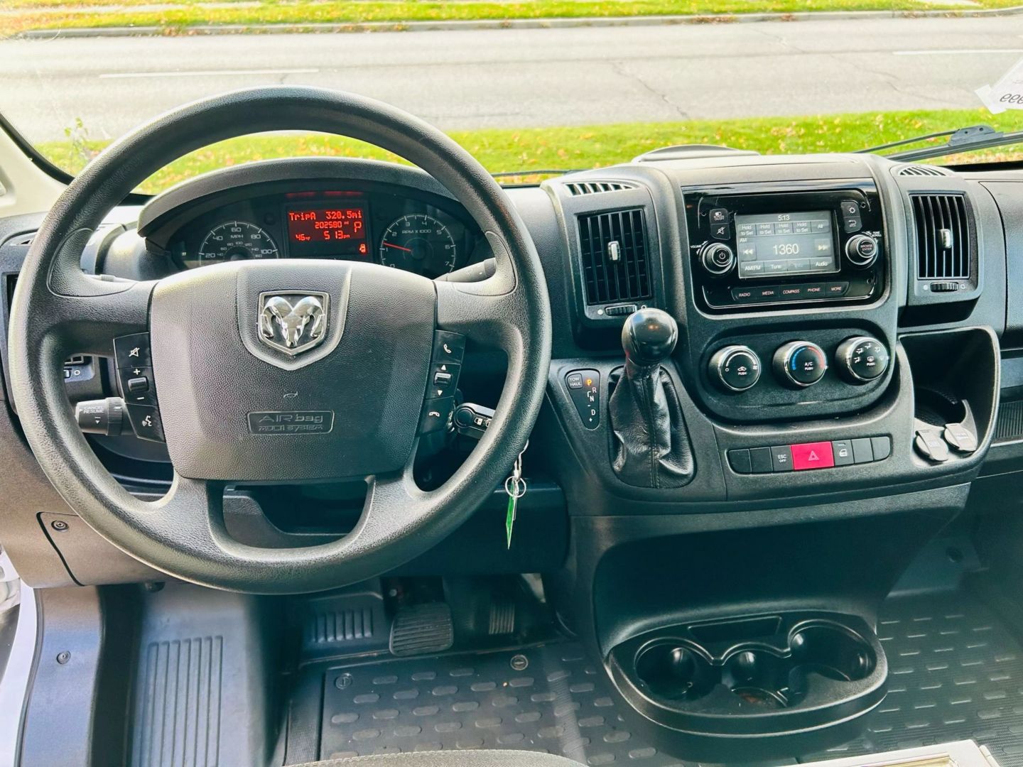 Image 5 of 2018 RAM PROMASTERCARGOVAN