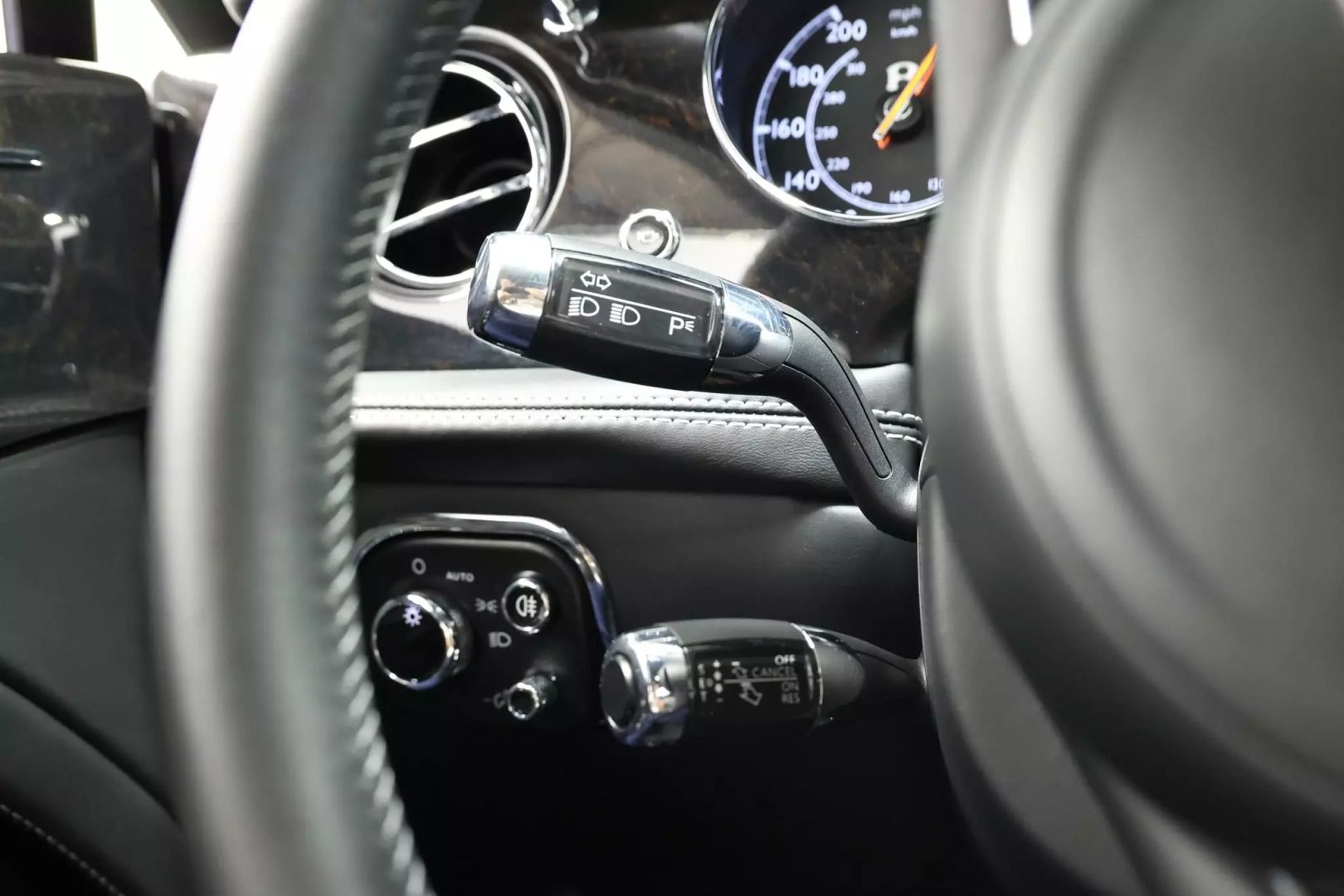 2016 Bentley Mulsanne - Image 18