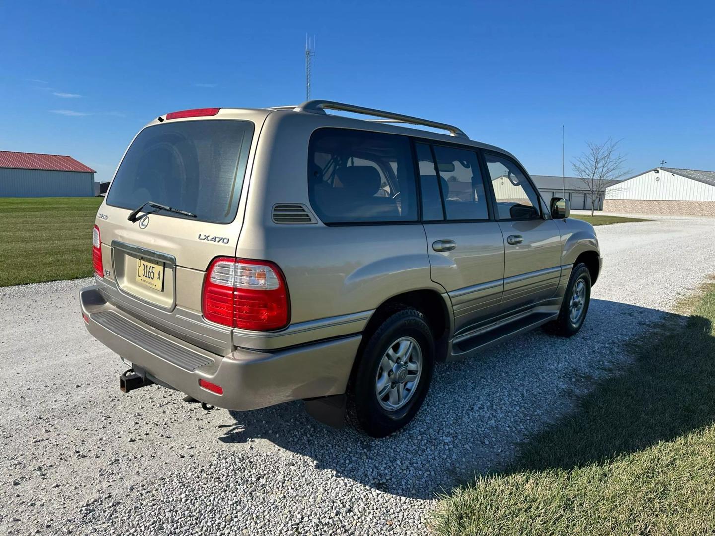 2001 Lexus LX 470 photo 6